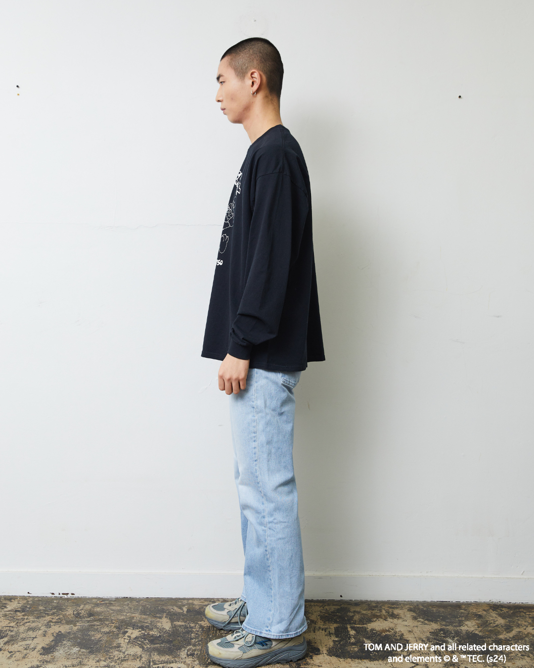 TJ FRONT PRINT LONG TEE BLACK
