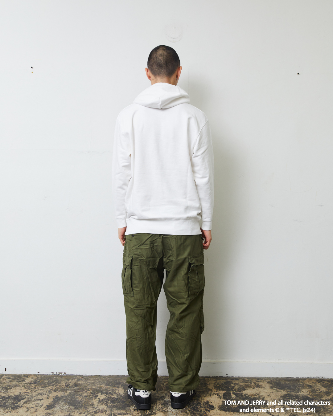 TJ FRONT PRINT HOODIE WHITE
