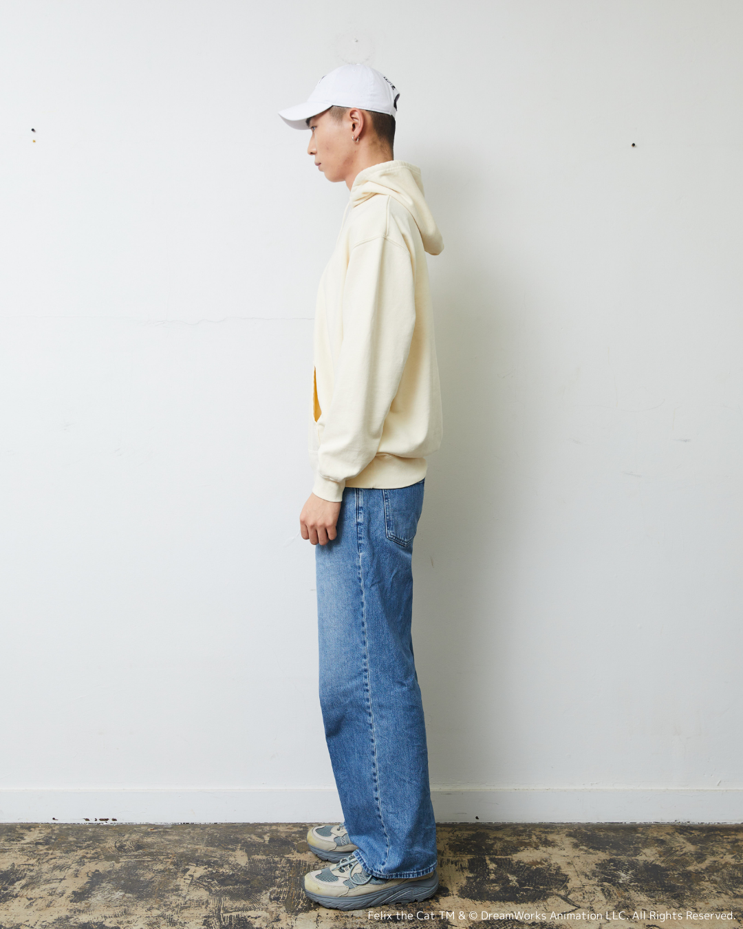 FELIX FRONT PRINT HOODIE BEIGE