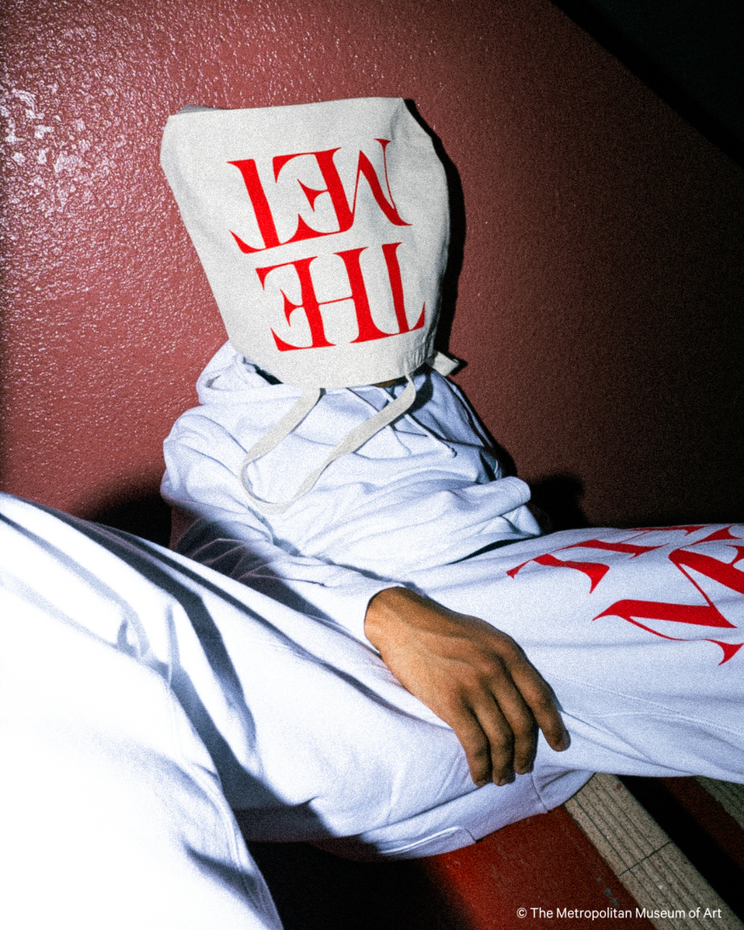 The Met Logo Totebag WHITE