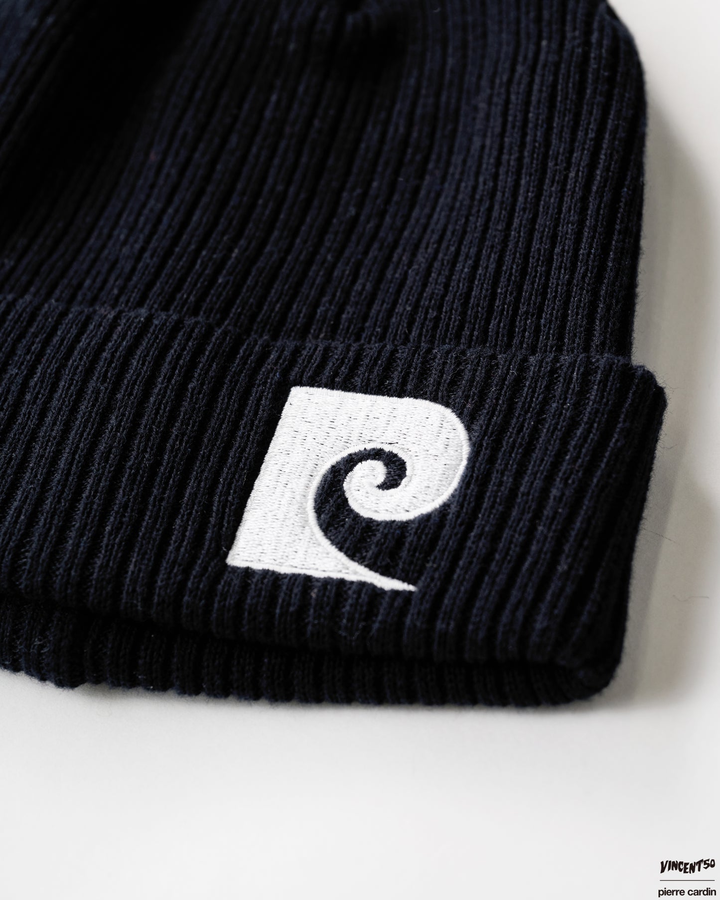 Pierre LOGO KNIT CAP BLACK